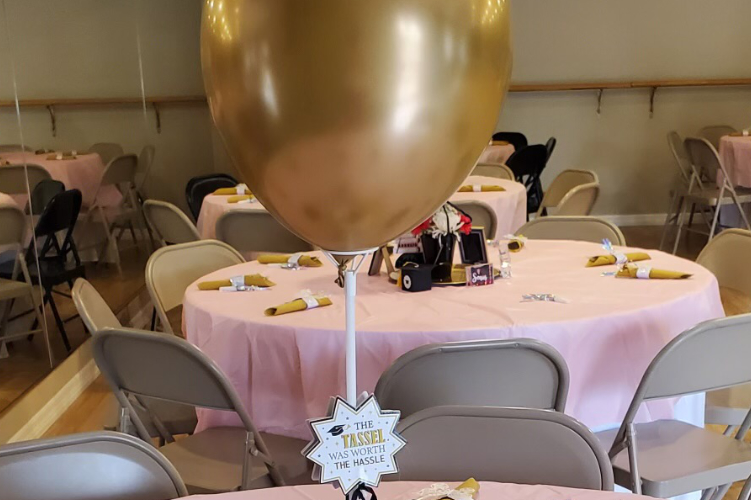 grad party table seating